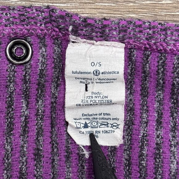 Lululemon Vinyasa Scarf Purple - Picture 4 of 10